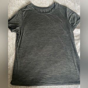 Women’s gym shirt